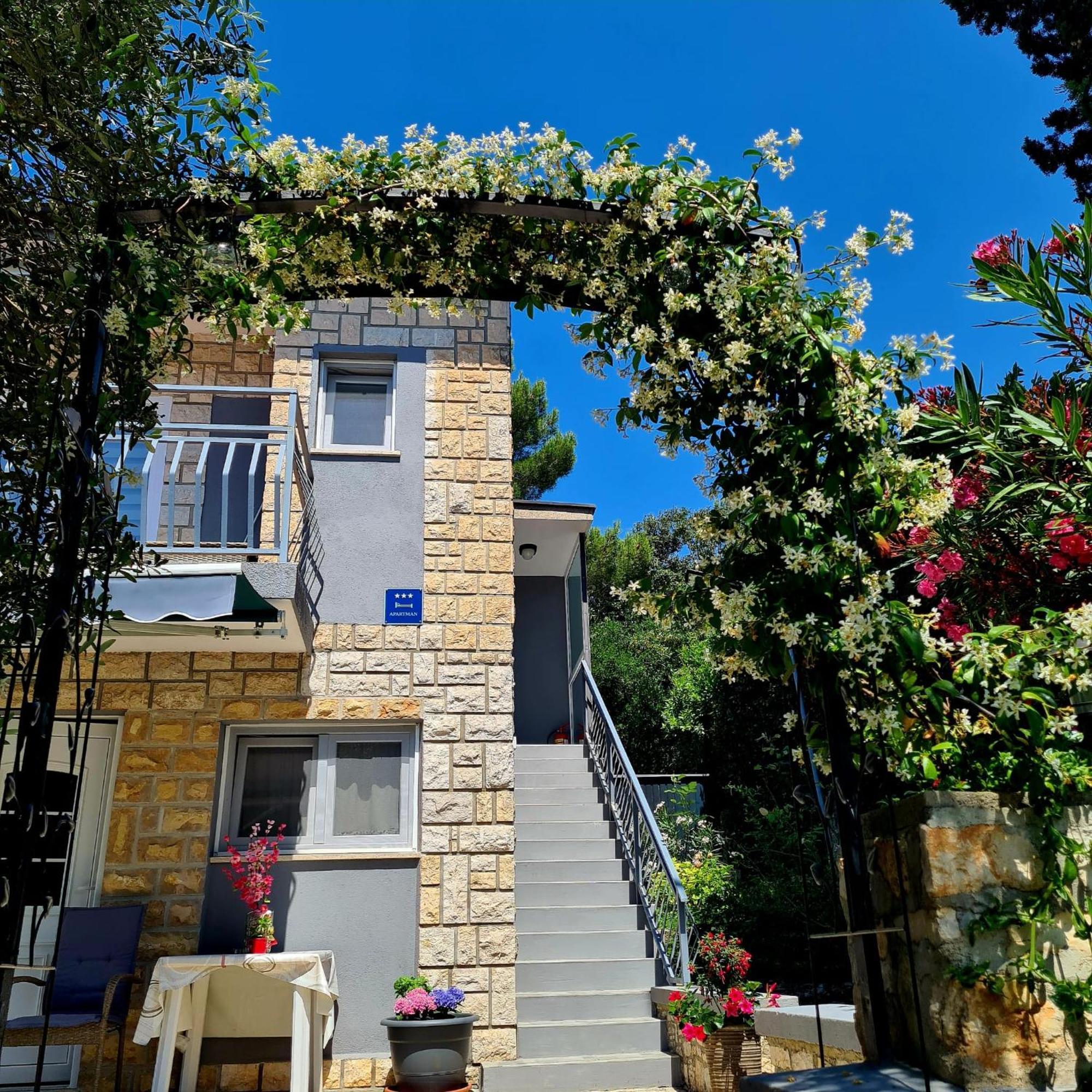 Molo View Apartment Rovinj Exterior foto